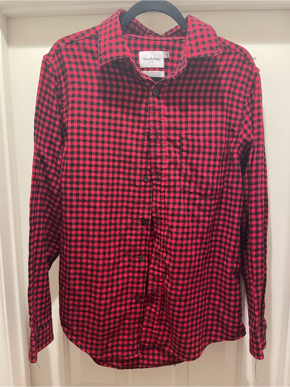 Goodfellow & Co Long Sleeve Flannel Shirt Men’s Size M Plaid Red Black